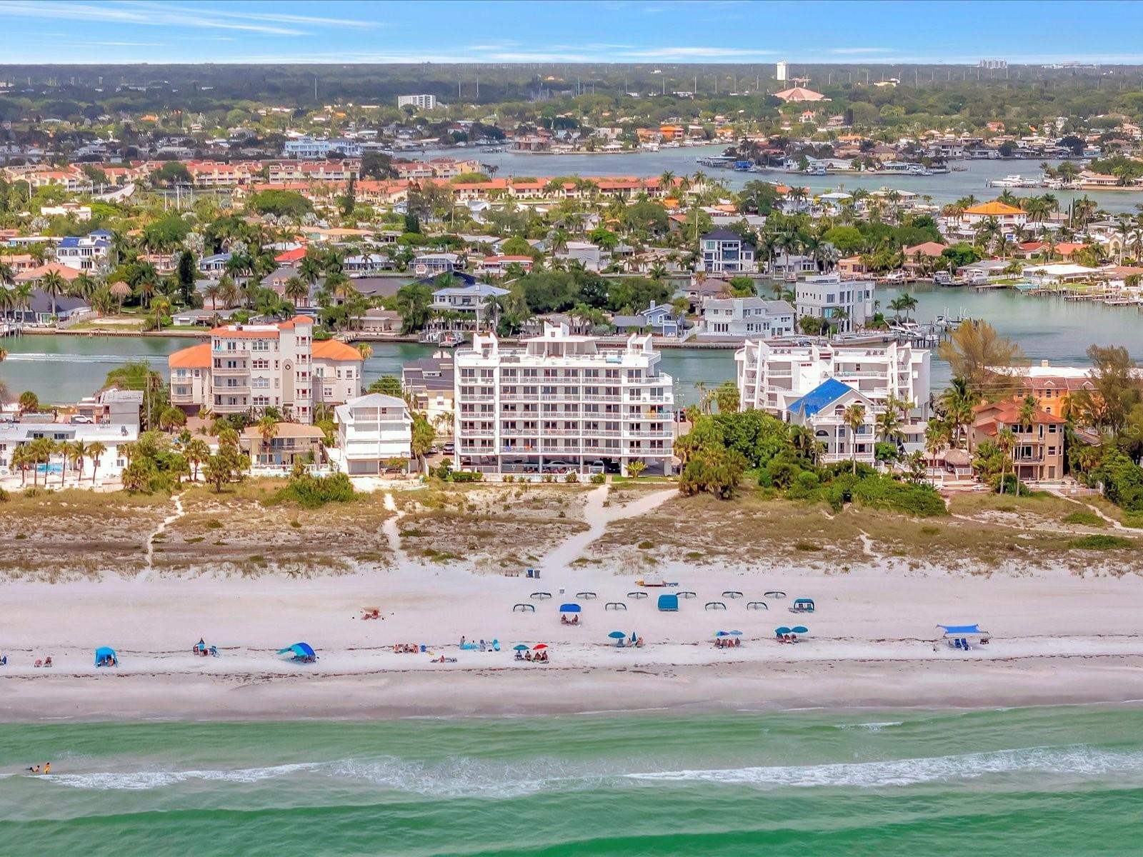 10116 Gulf Boulevard 502W — photo