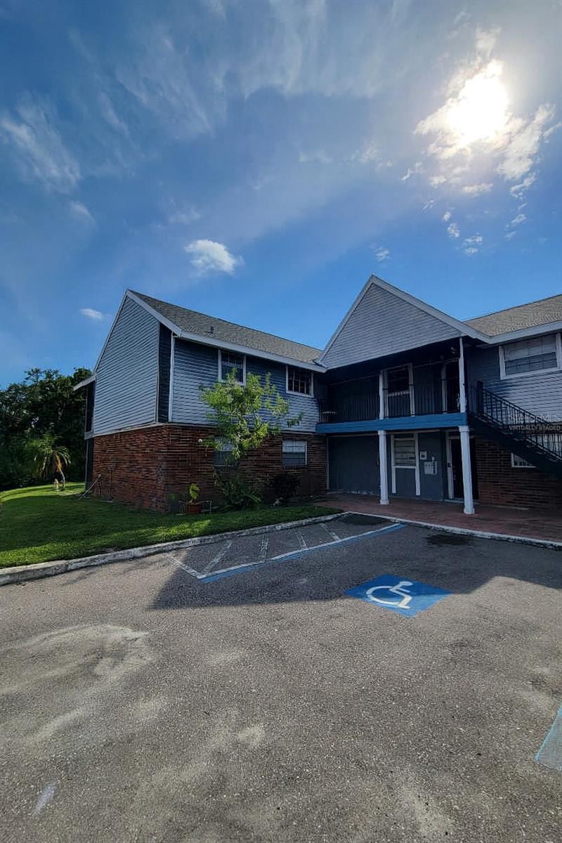 200 Country Club Dr 1302 — photo