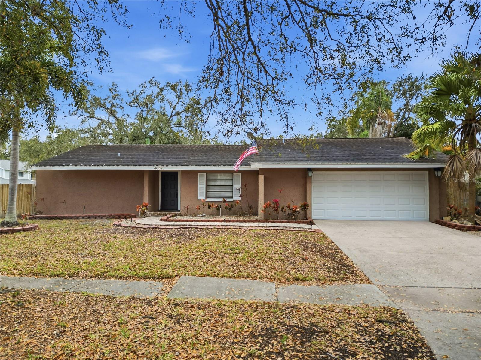 4602 Buckeye Road — photo