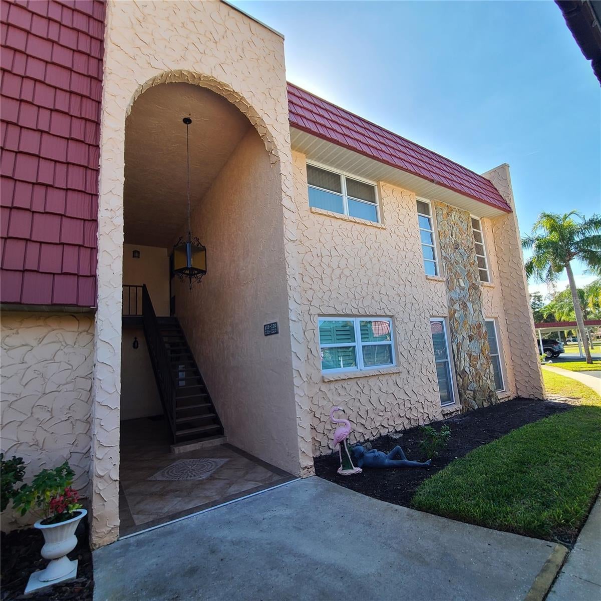 220 Buttonwood Circle 220 — photo