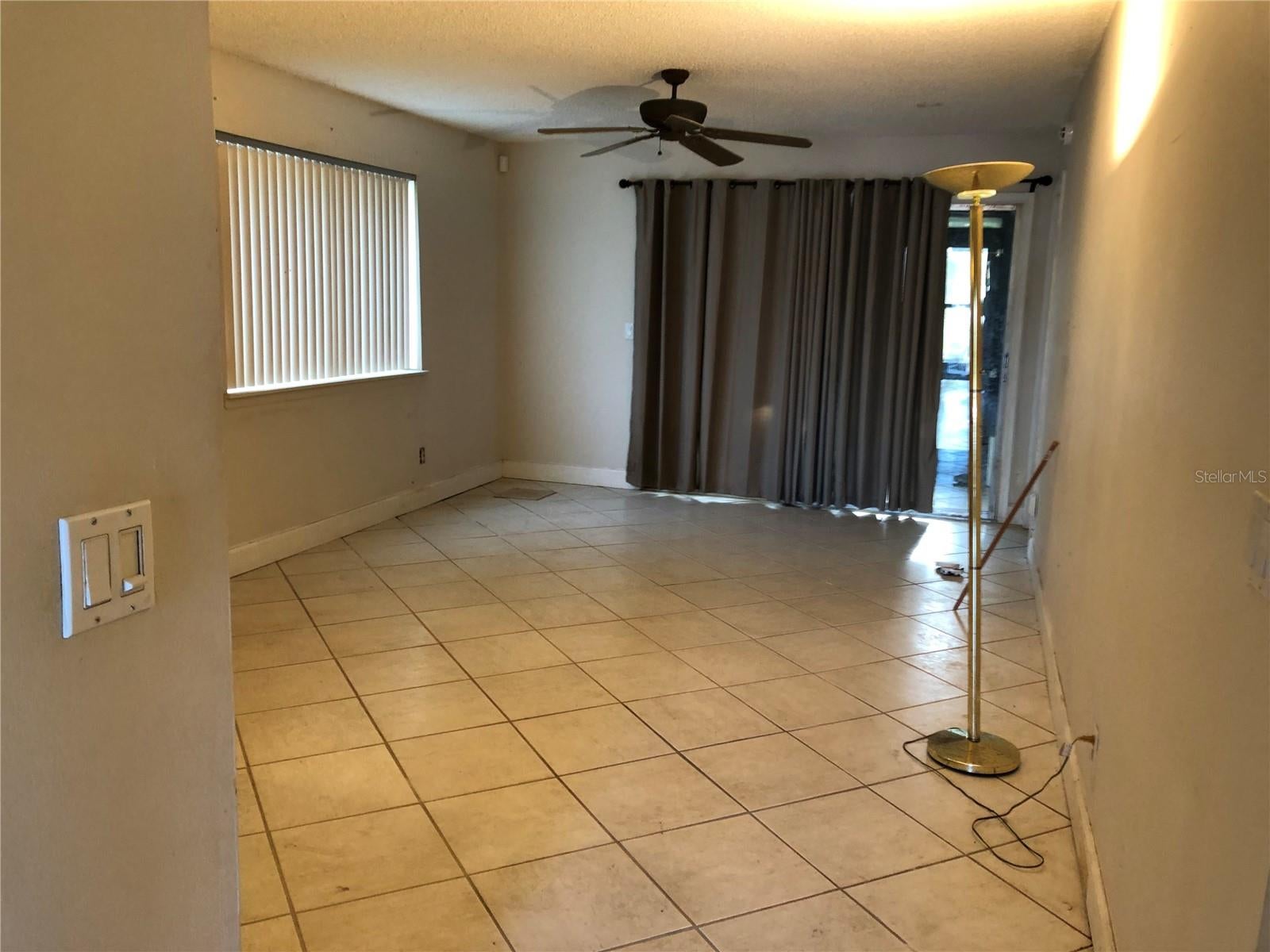 Home in TAMPA, FL 33615 — photo 3