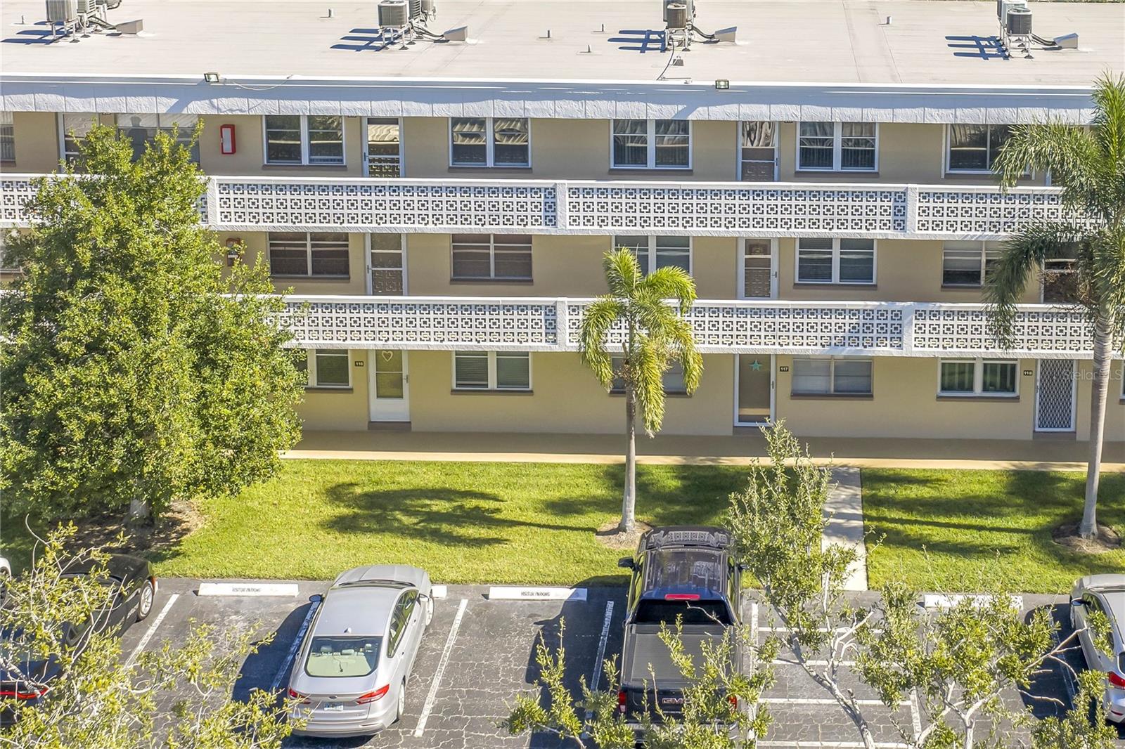 5095 Bay Street NE 317 — photo