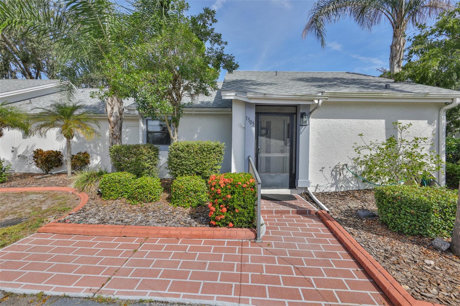 1305 Spry Court — photo