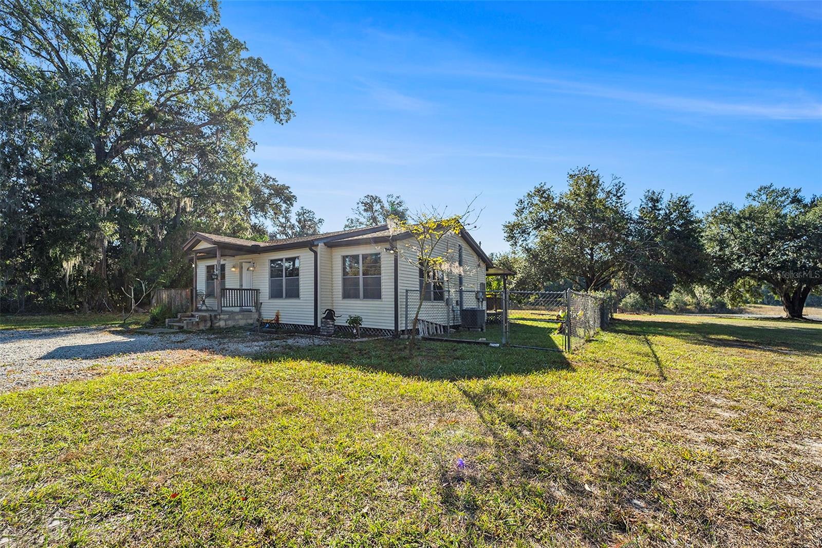 2215 Wallace Road — photo