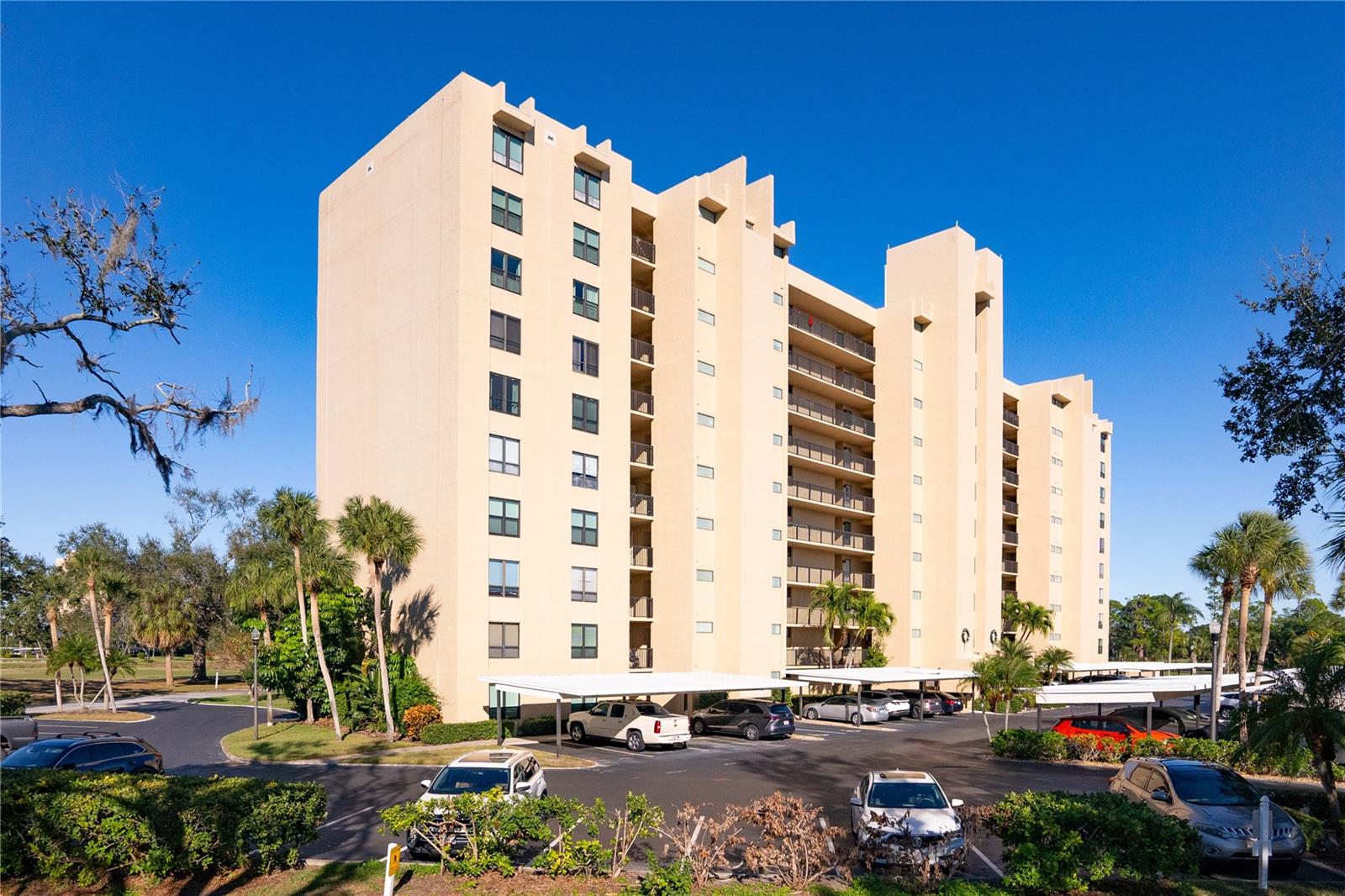 2621 Cove Cay Drive 804 — photo