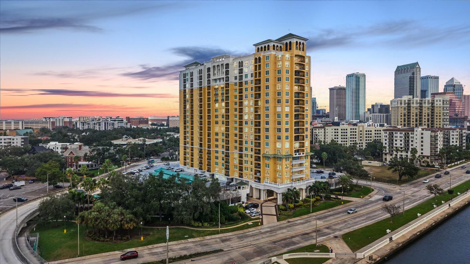 345 Bayshore Boulevard 706 — photo