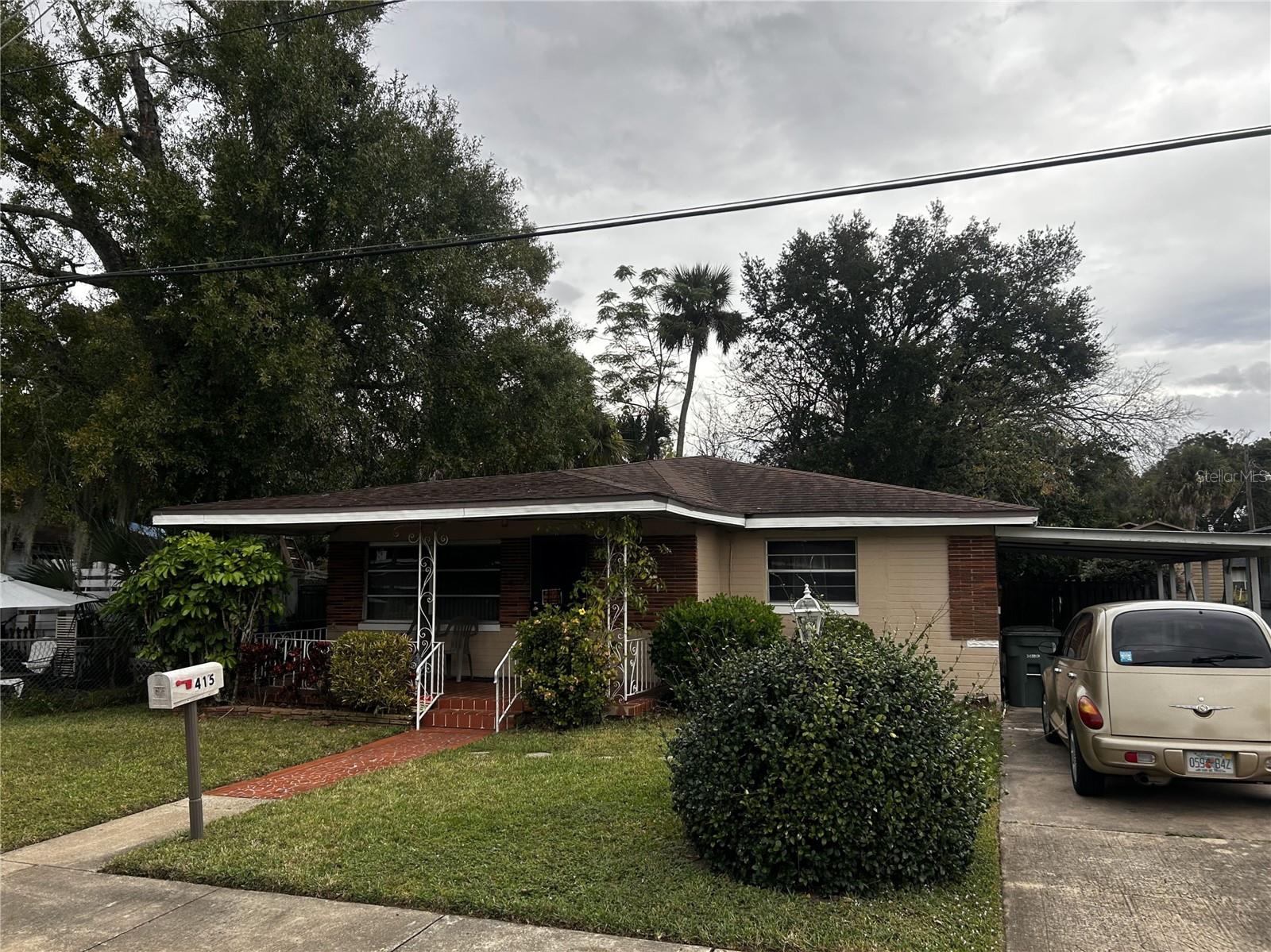 415 Model Street — photo
