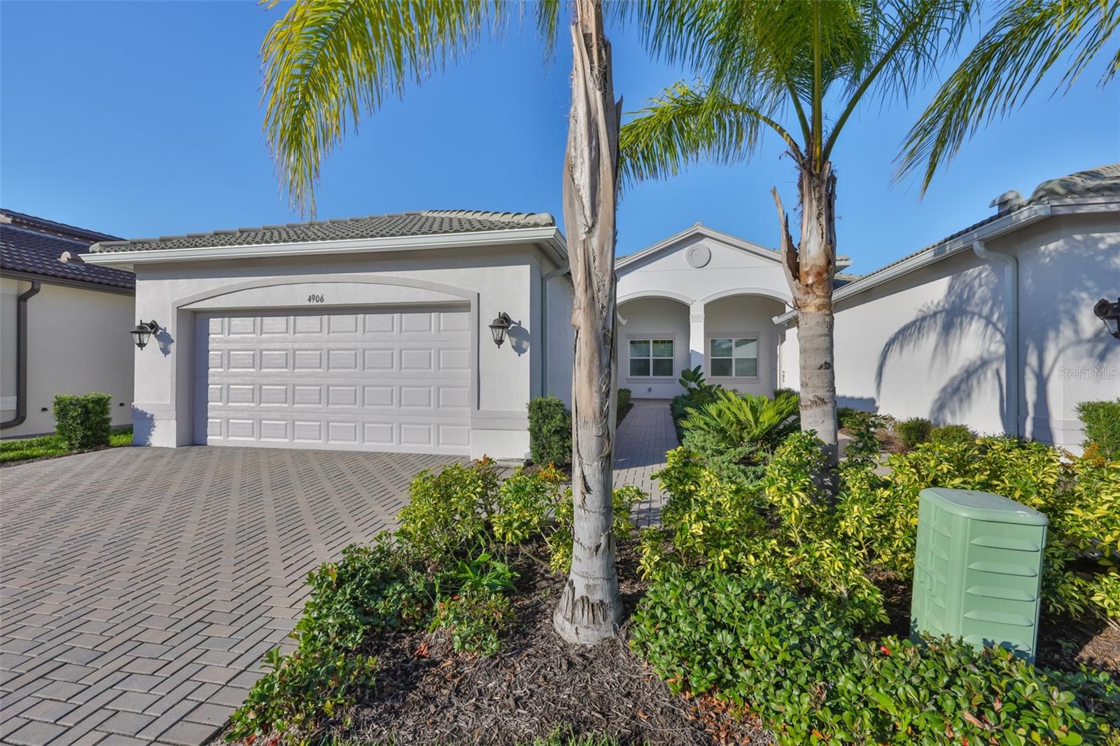 4906 Avila Lakes Drive — photo