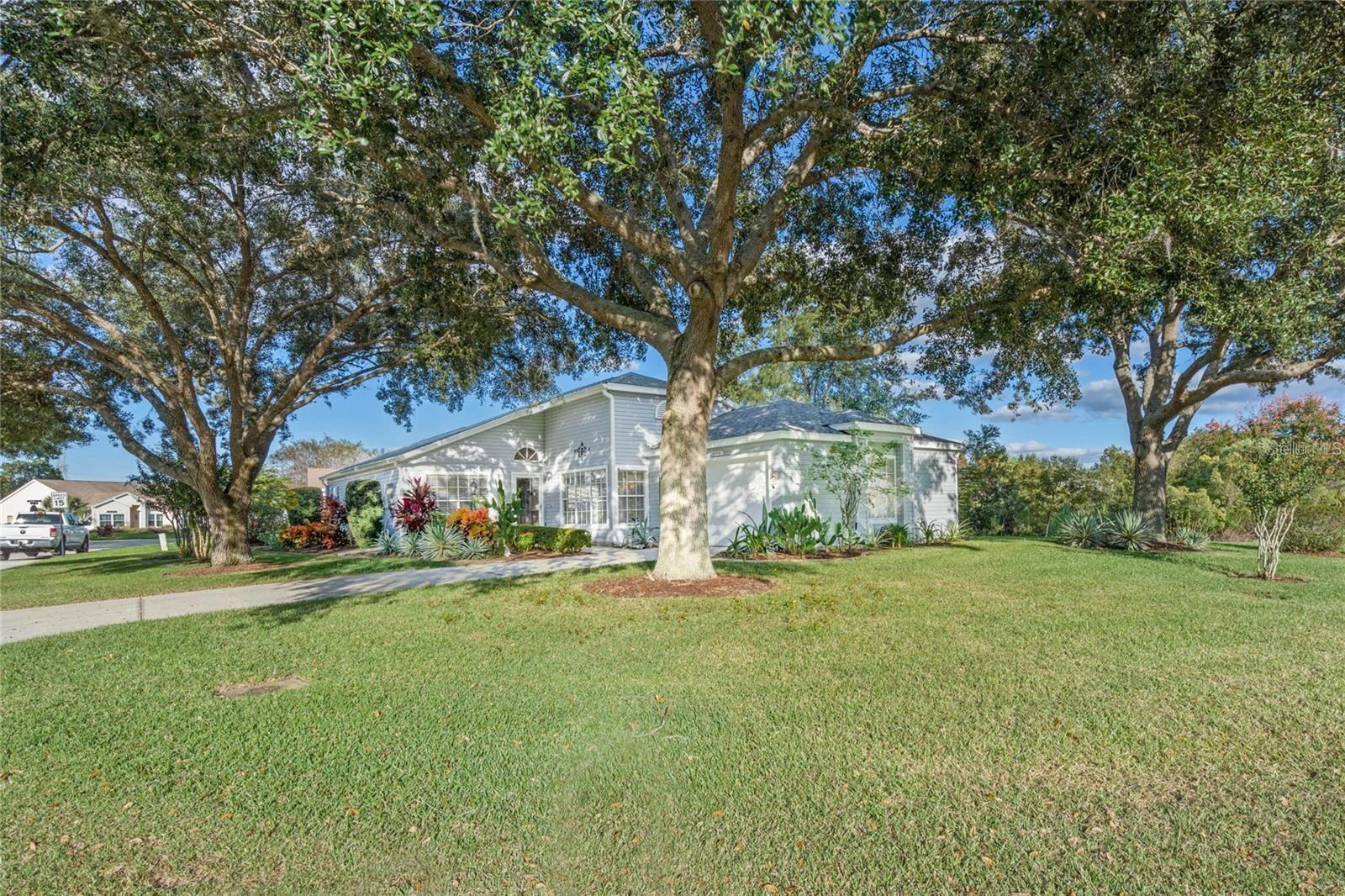 25300 Hibiscus Street — photo