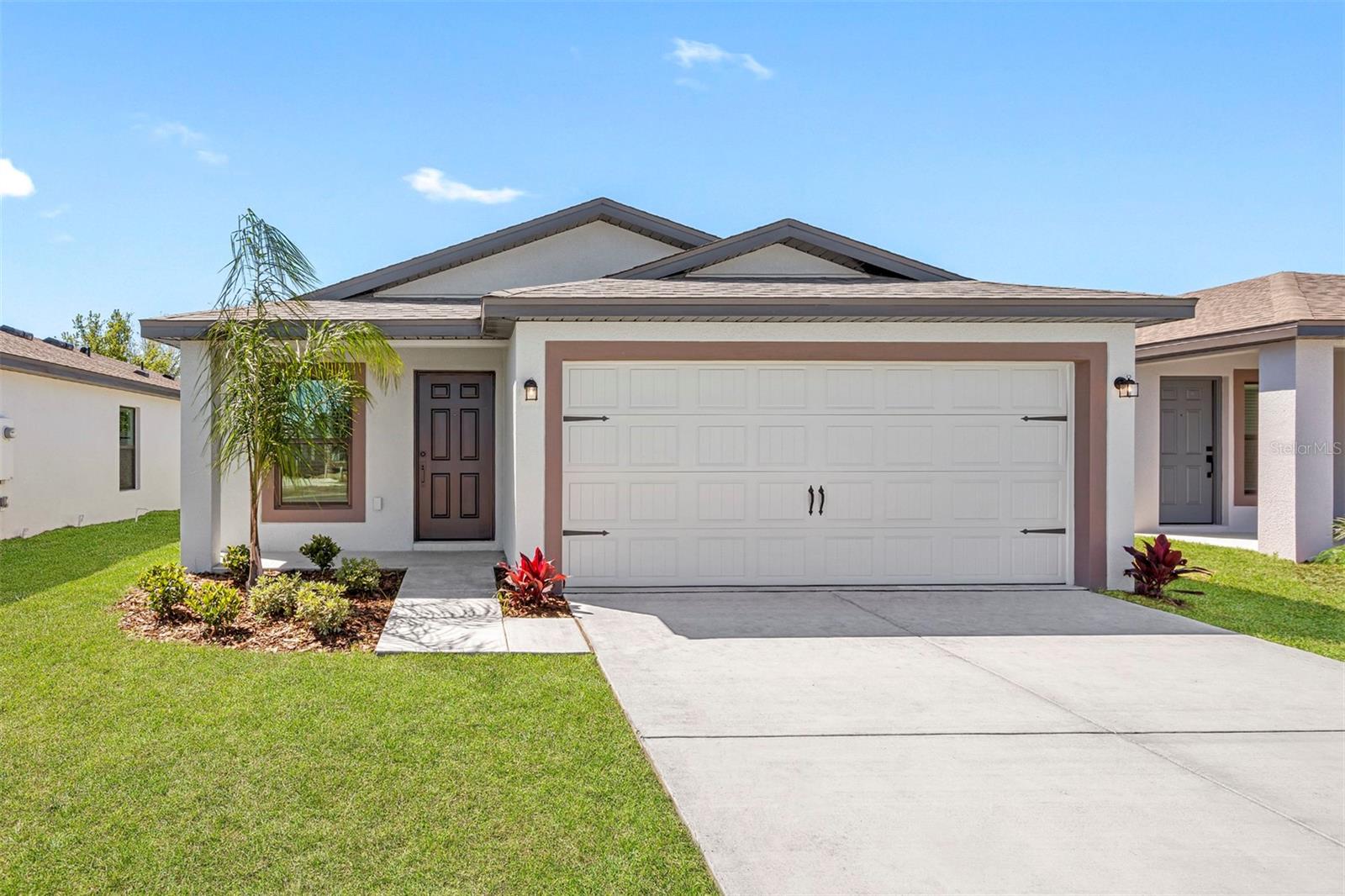 537 Blackthorn Drive — photo
