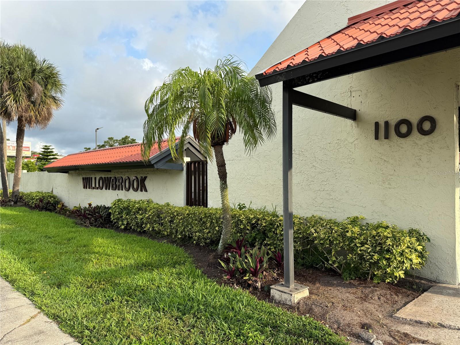 1100 E Bay Drive 35 — photo