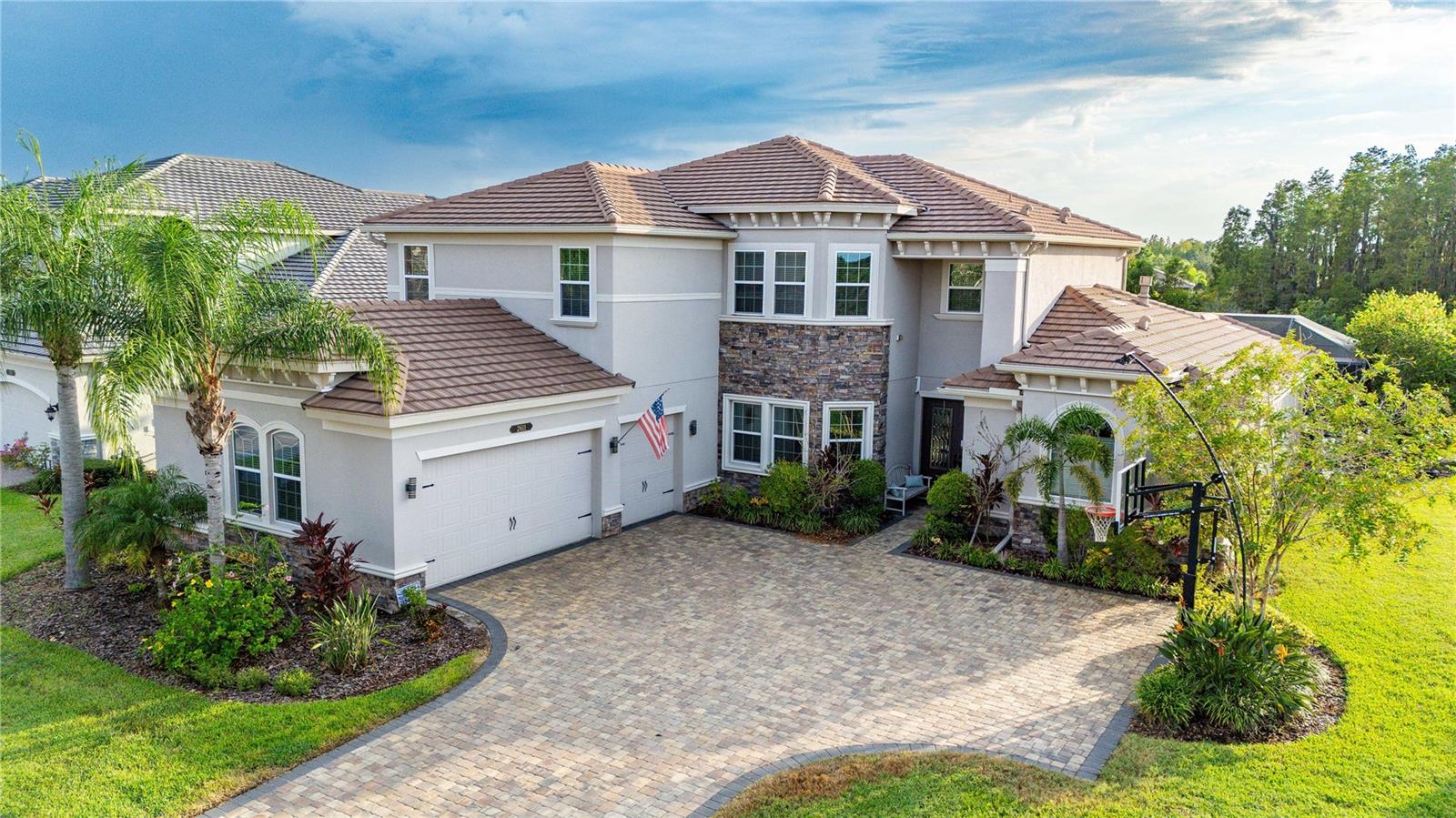 2611 Coco Palm Circle — photo