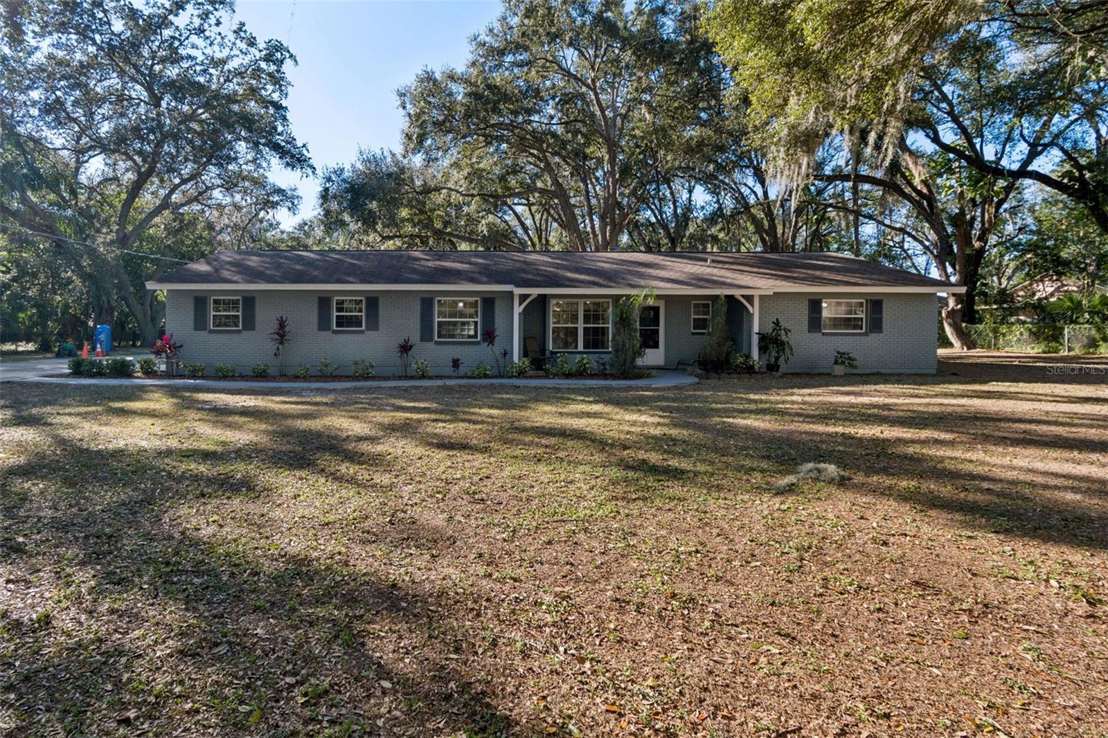 9628 Davis Road — photo