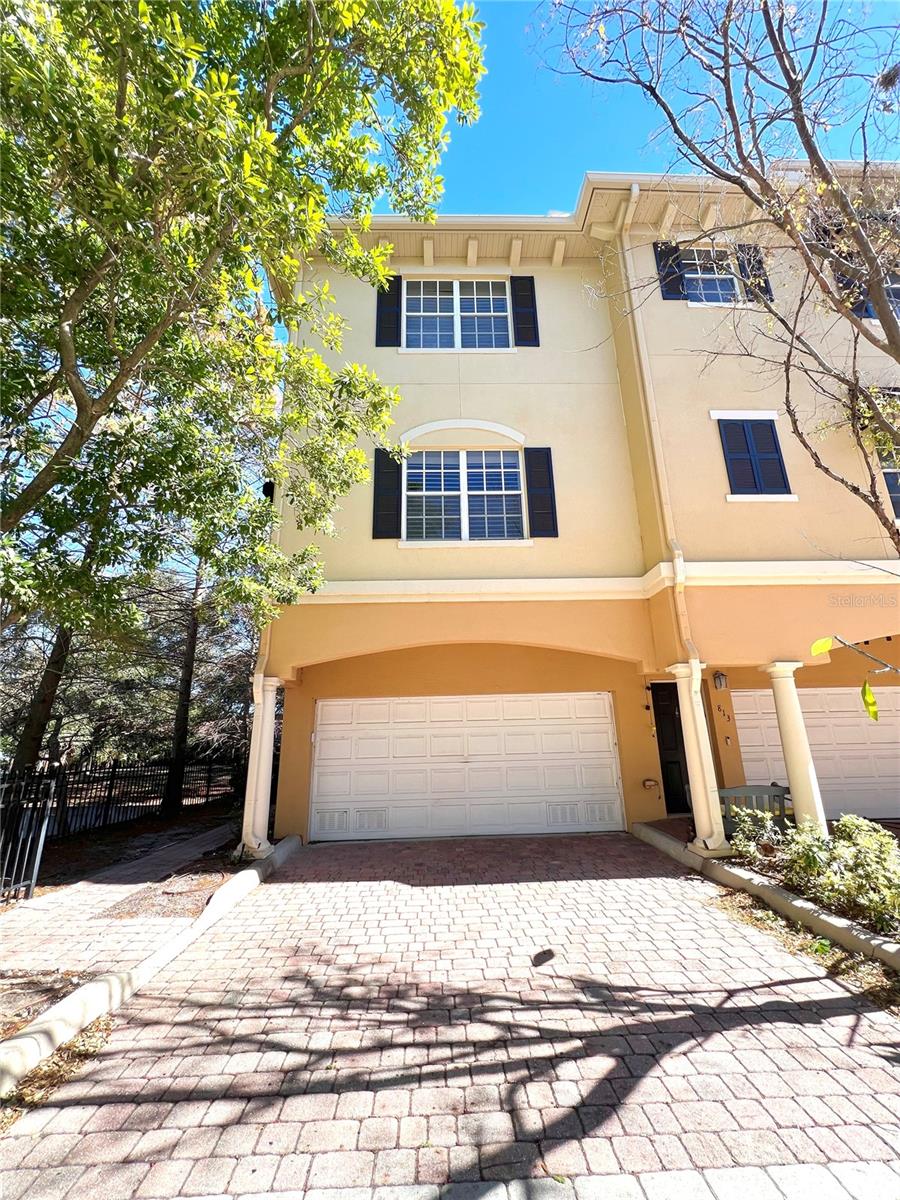 809 Harbor Oak Lane — photo