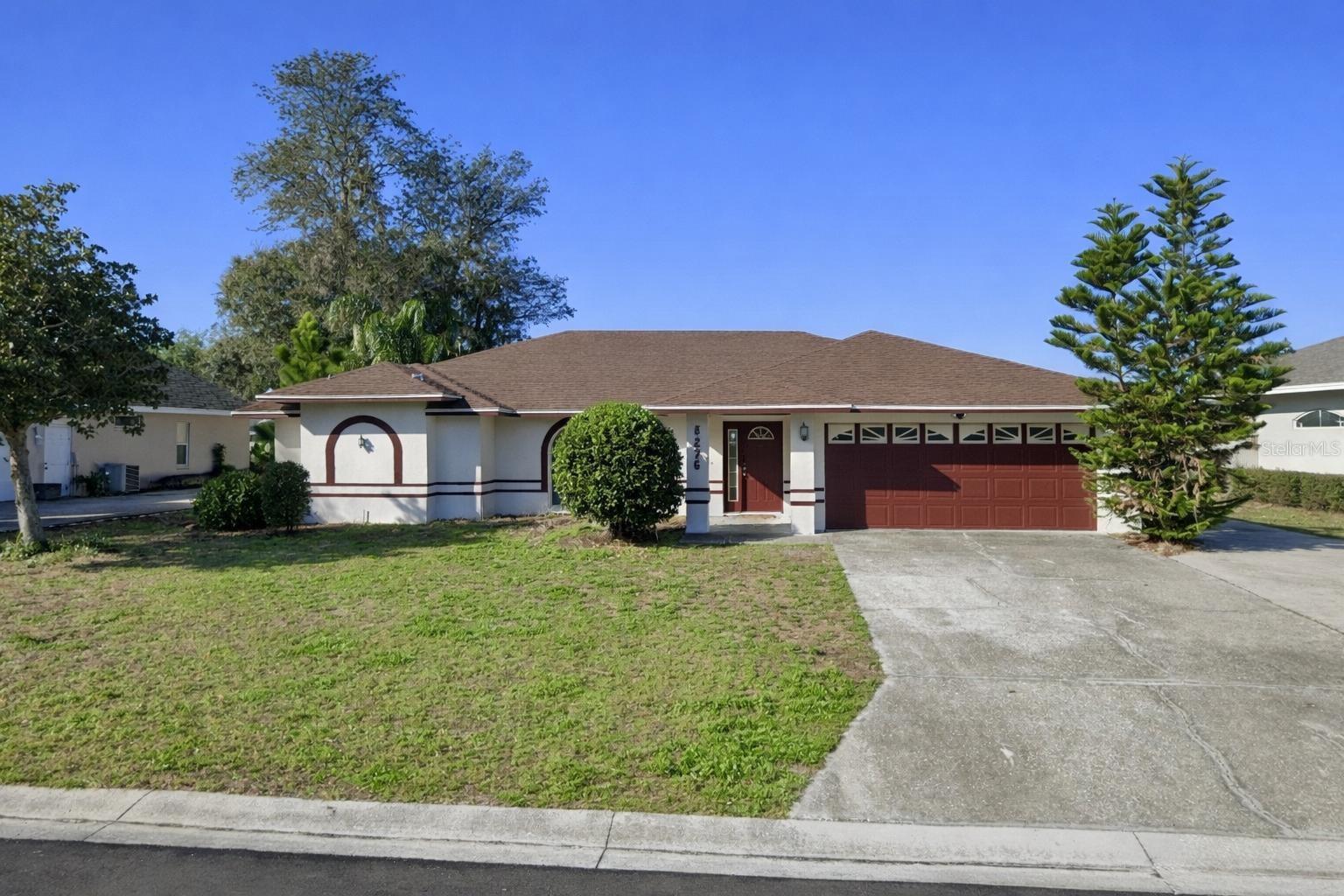 8276 Short Way — photo