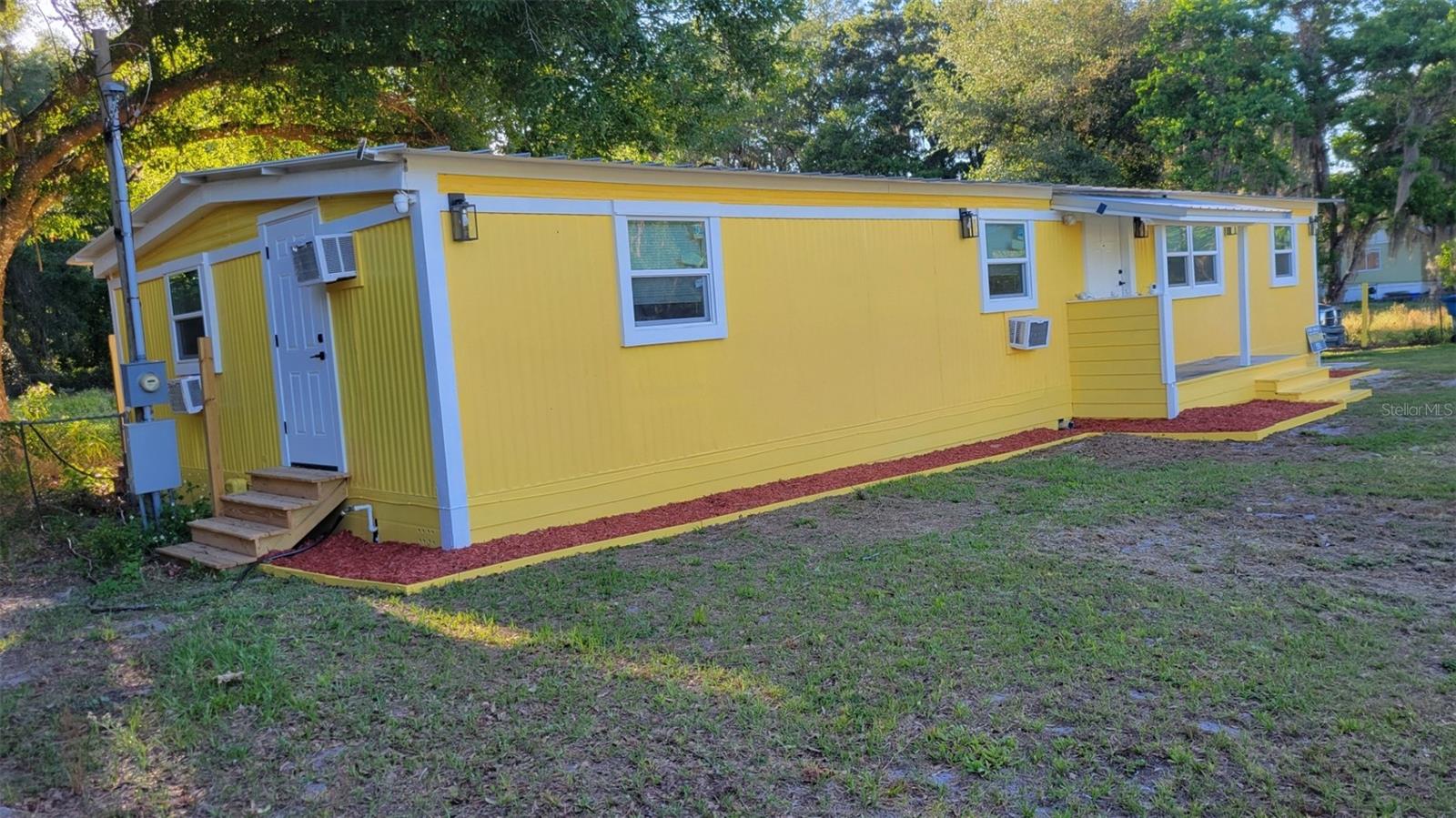 7690 Gordon Loop — photo
