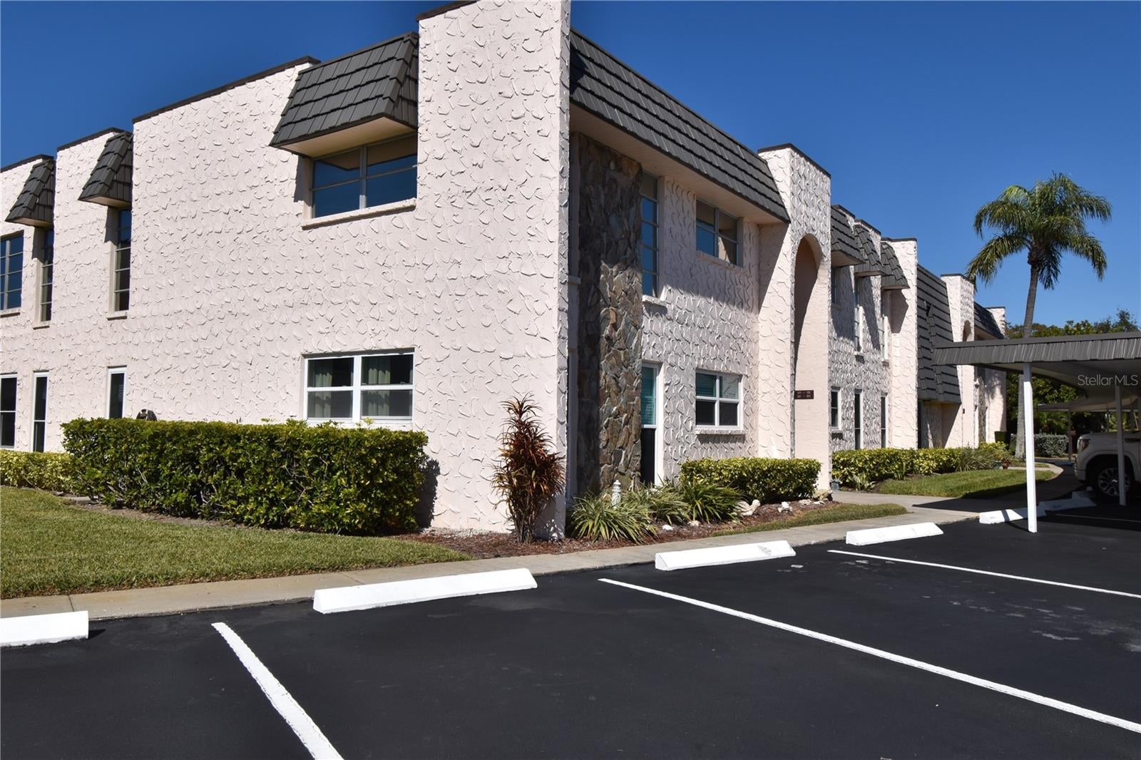121 Fernwood Circle 121 — photo