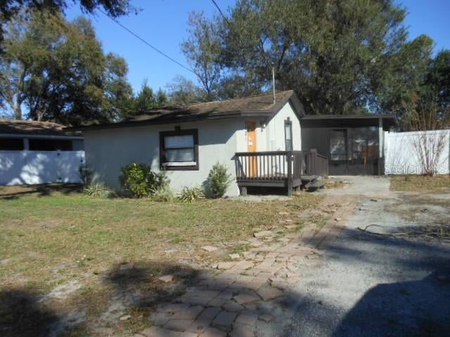 8421 N Orangeview Avenue — photo