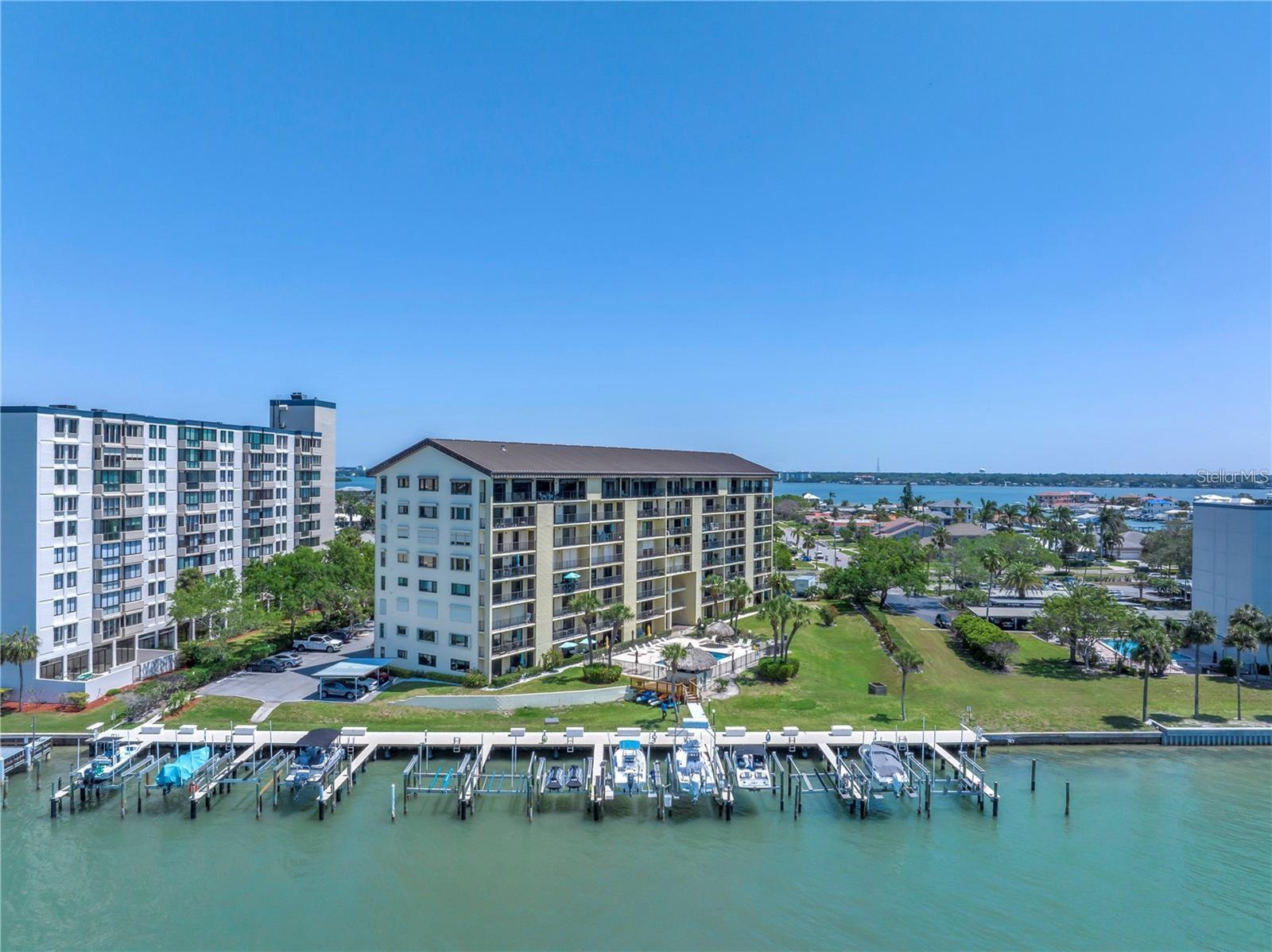 650 Island Way 204 — photo