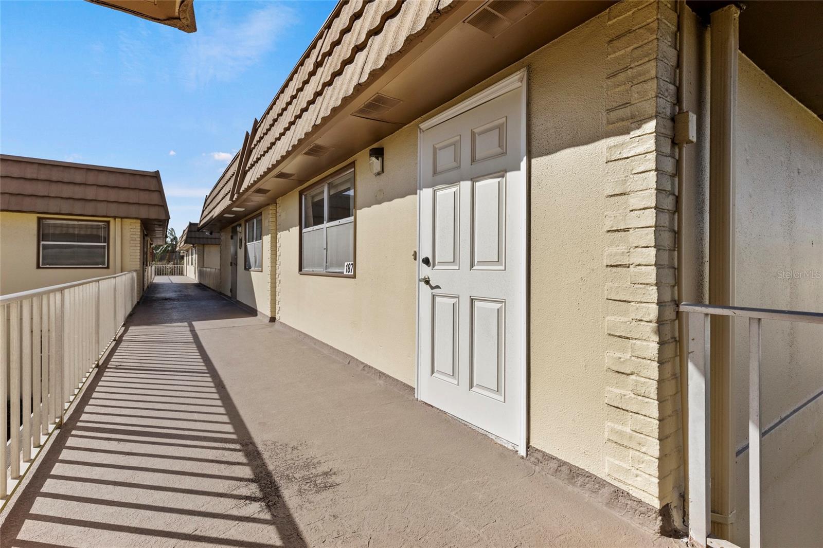 187 Saxony Terrace D — photo
