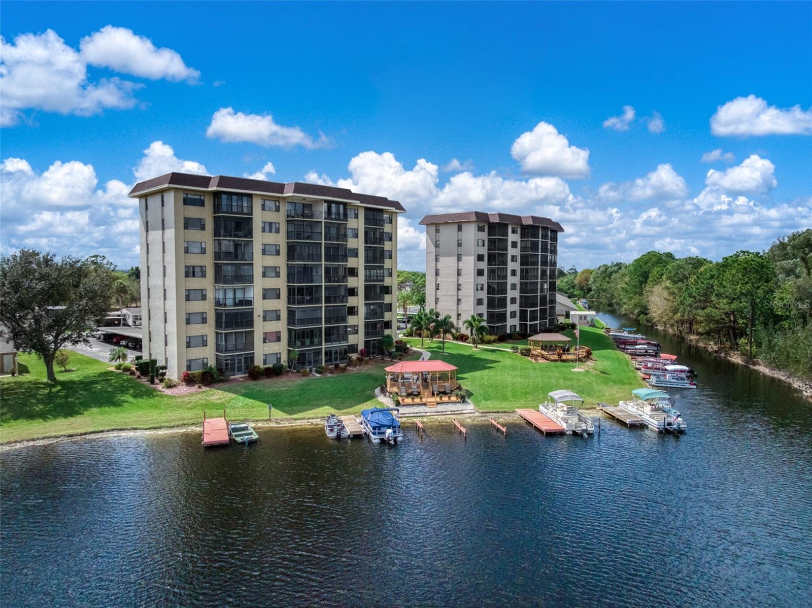 117 Country Club Drive 204 — photo