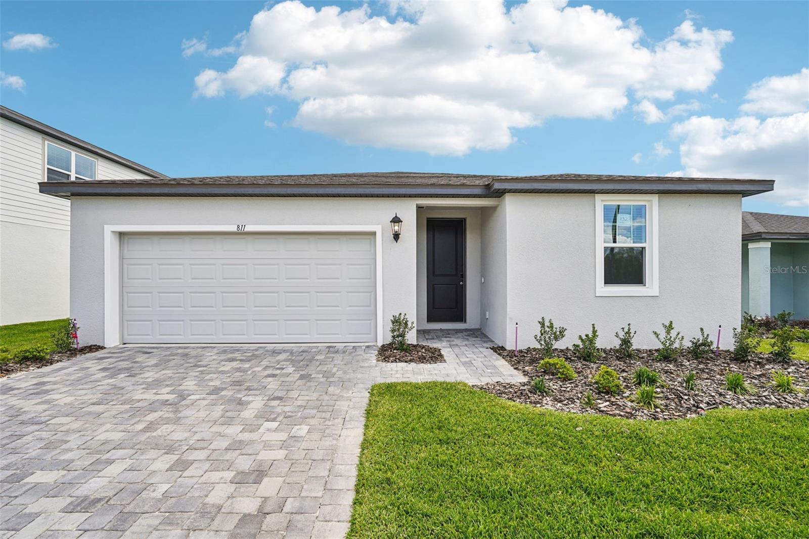811 Sunshower Drive — photo