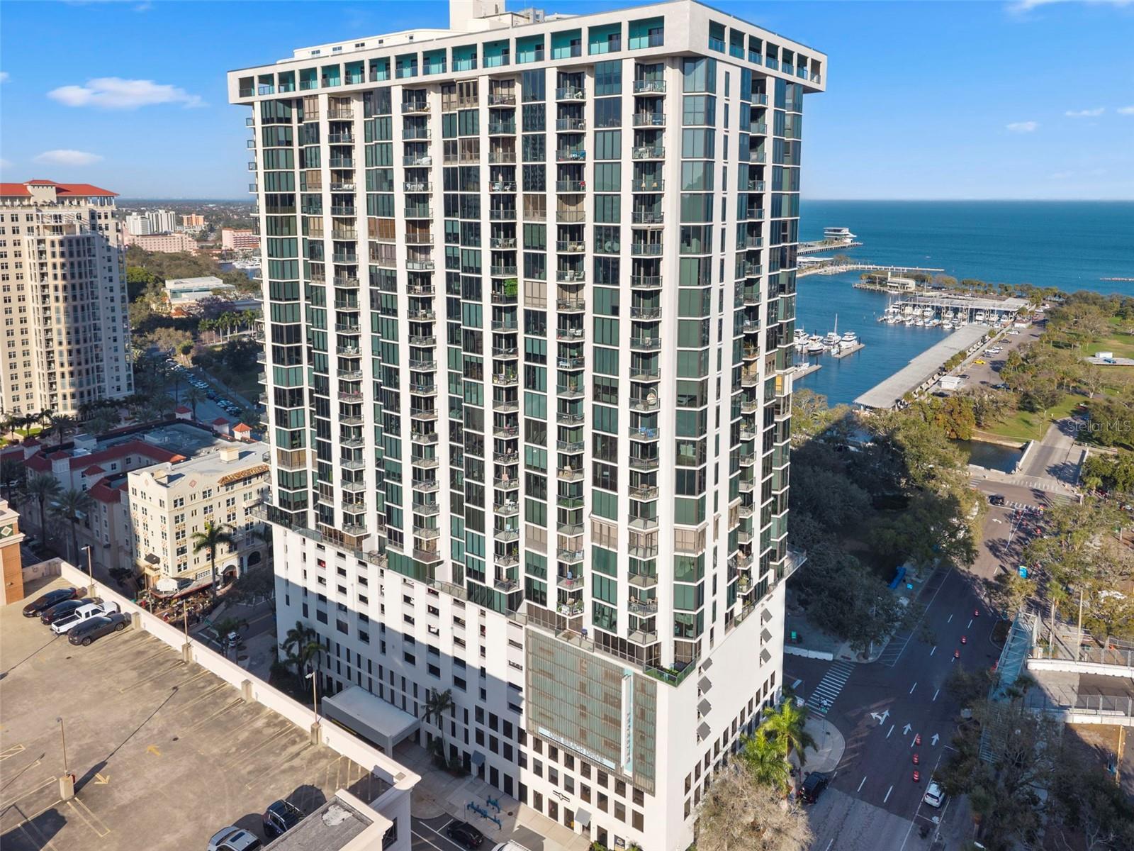 1 Beach Drive SE 1109 — photo