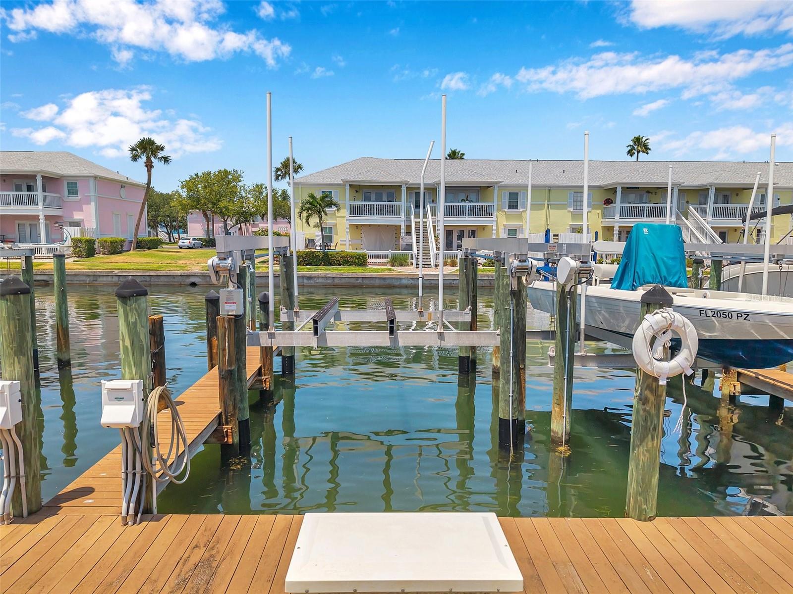 0 #114Ss Coquina Key Drive SE 114Ss — photo