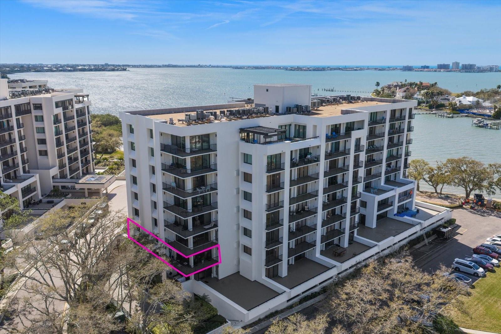 8 Belleview Boulevard 203 — photo