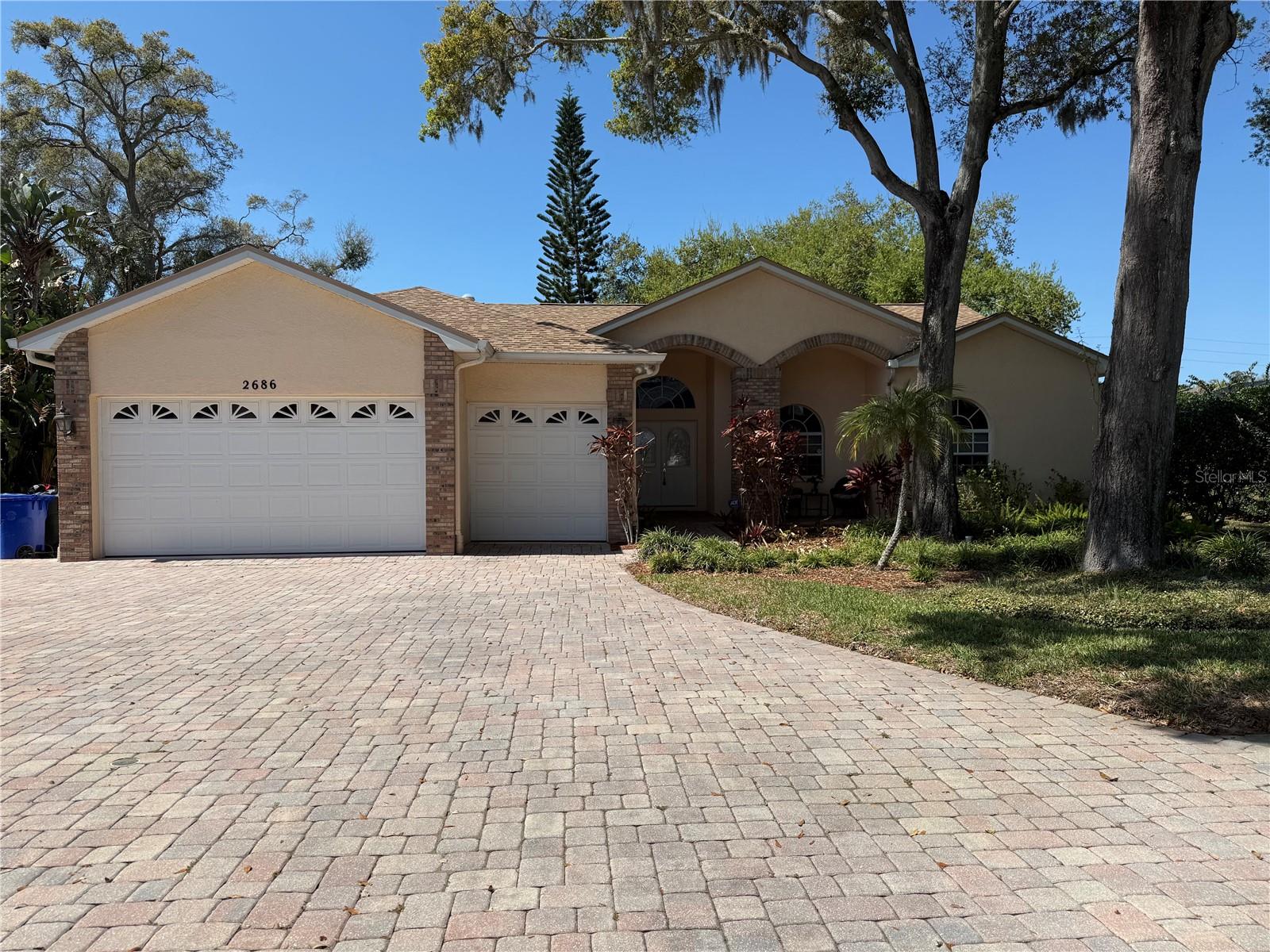 2686 Crystal Circle — photo