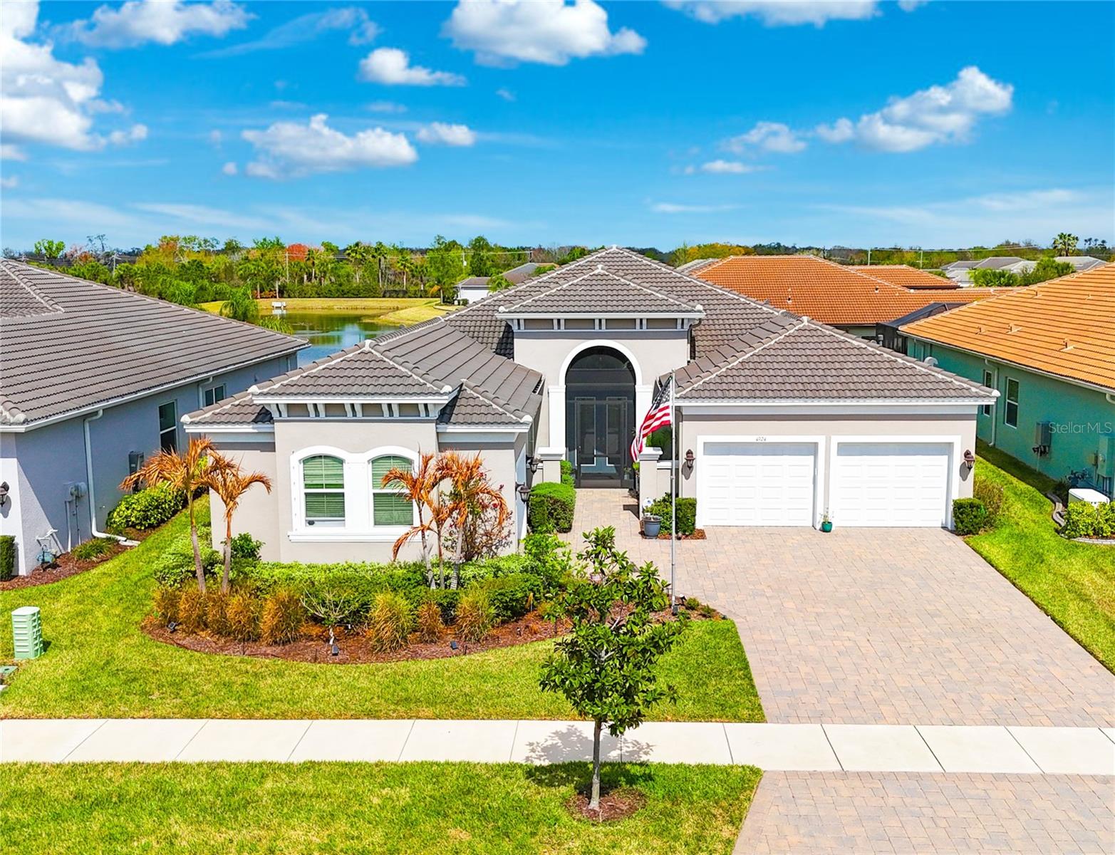 4924 Pamplona Court — photo