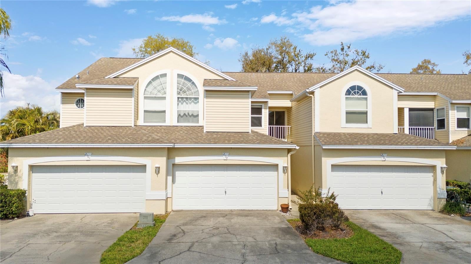 1050 Starkey Road 2102 — photo