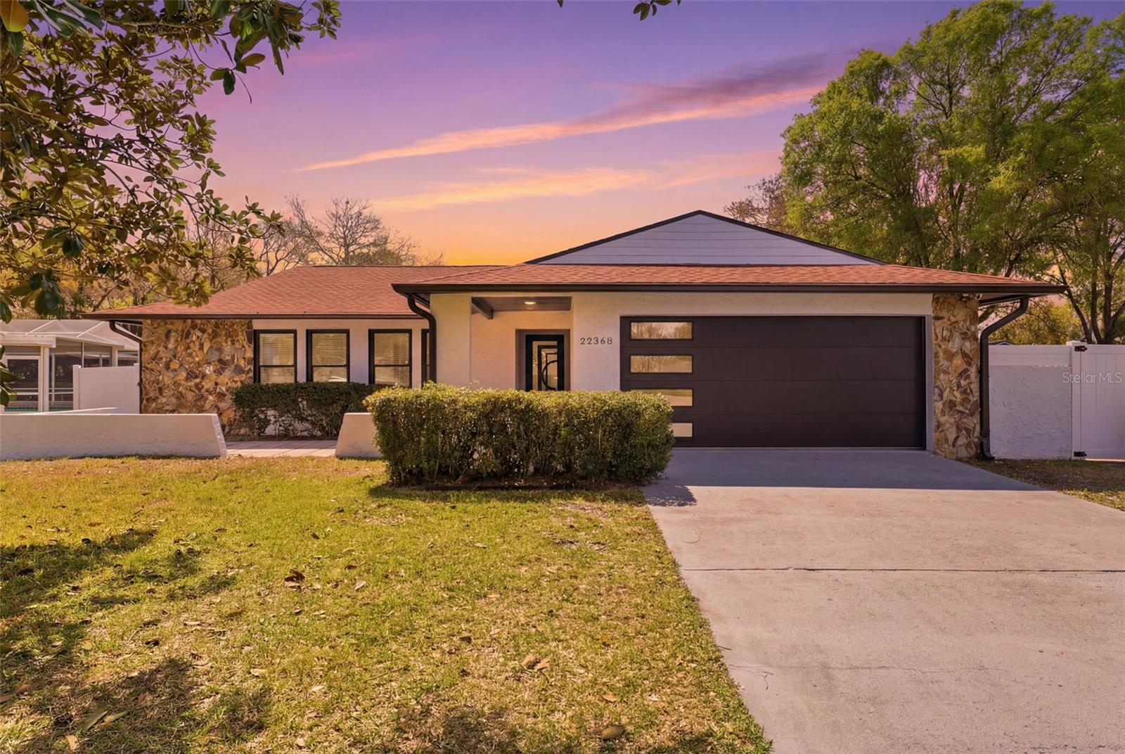 22368 Southshore Drive — photo