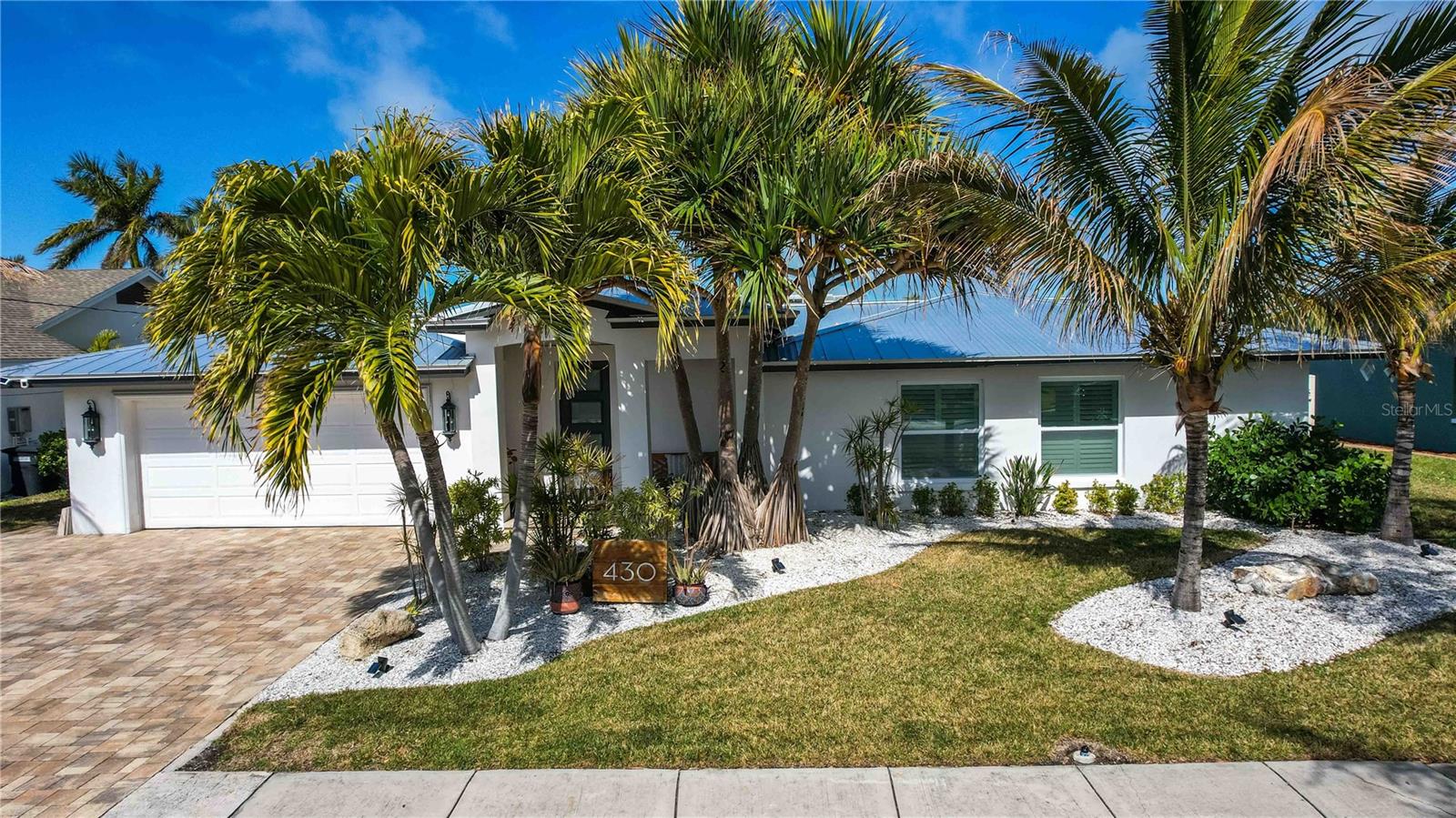 430 Palm Island SE — photo