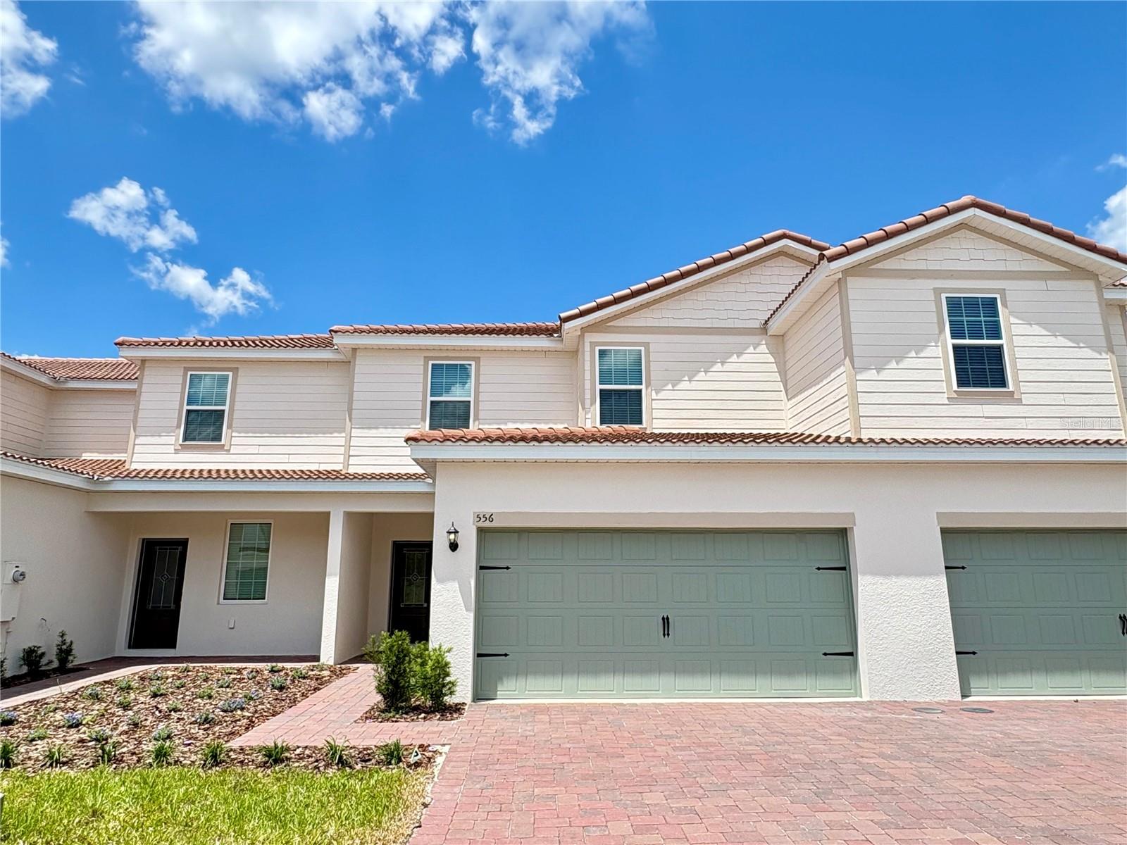 556 Bay Leaf Drive — photo