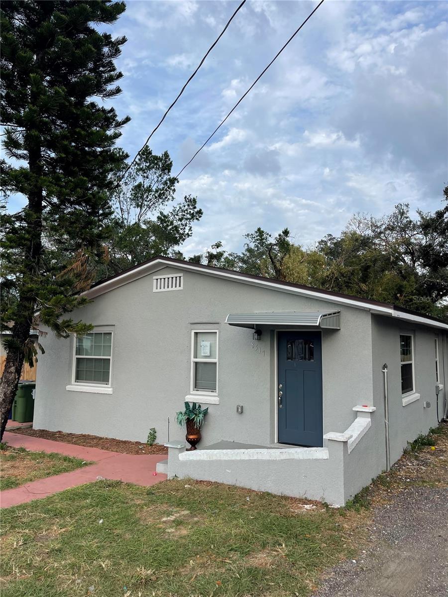 8517 N Highland Avenue — photo