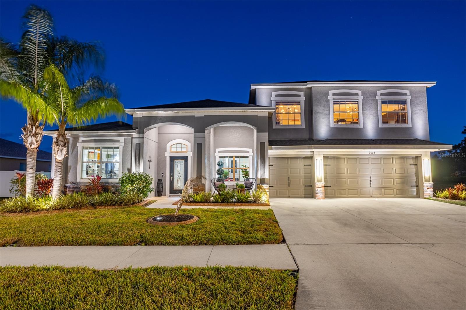 Home in RUSKIN, FL 33570 — photo 3