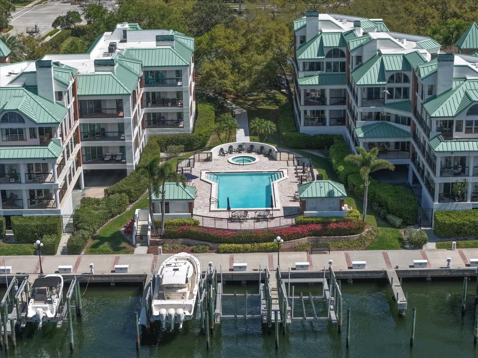 947 Seddon Cove Way 947 — photo