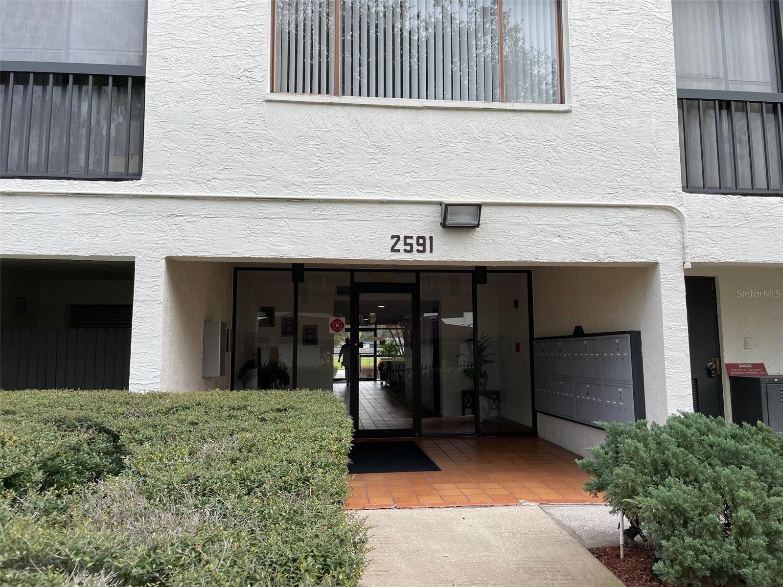 2591 Countryside Boulevard 5203 — photo