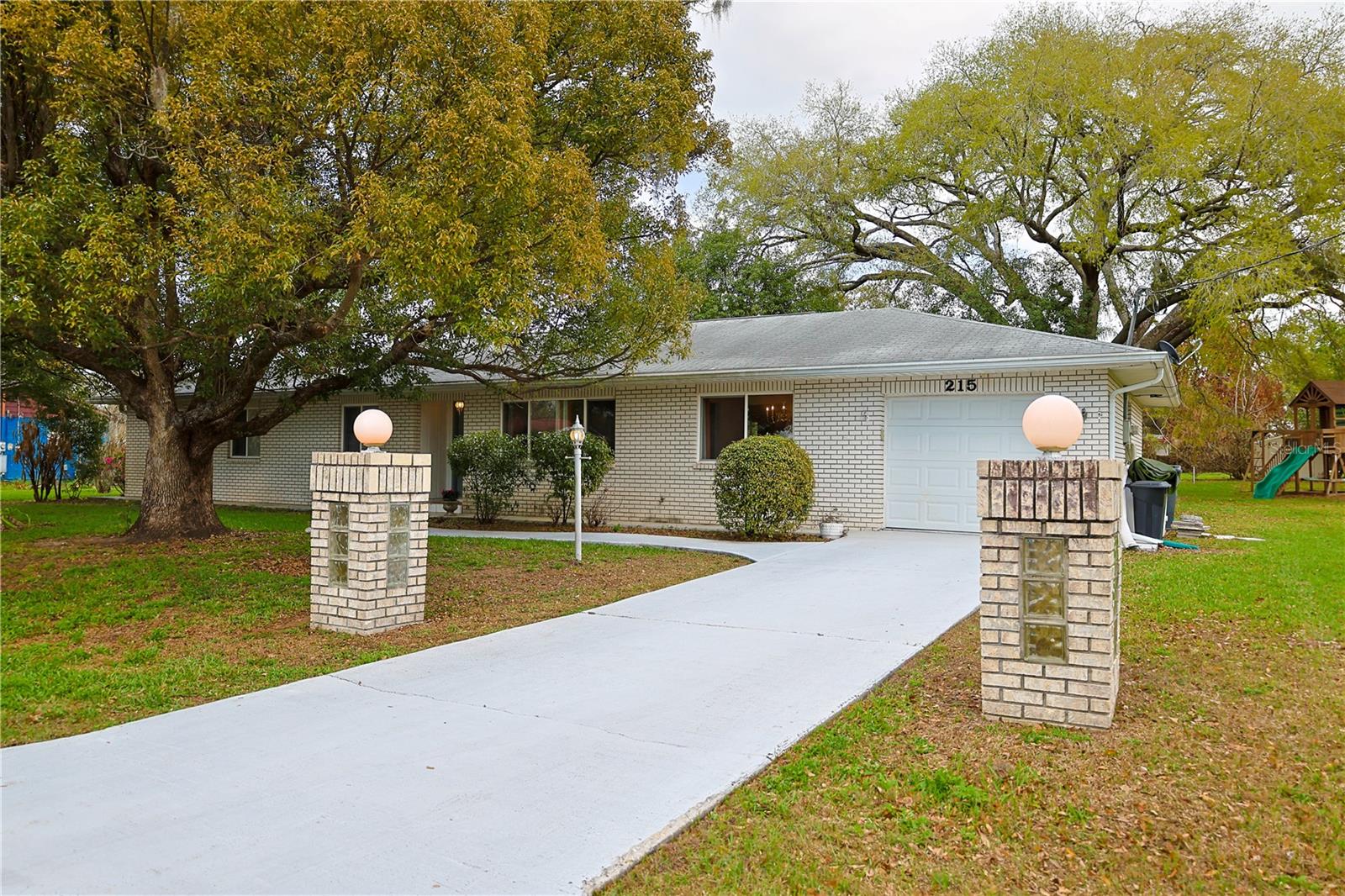 215 Morningside Drive — photo