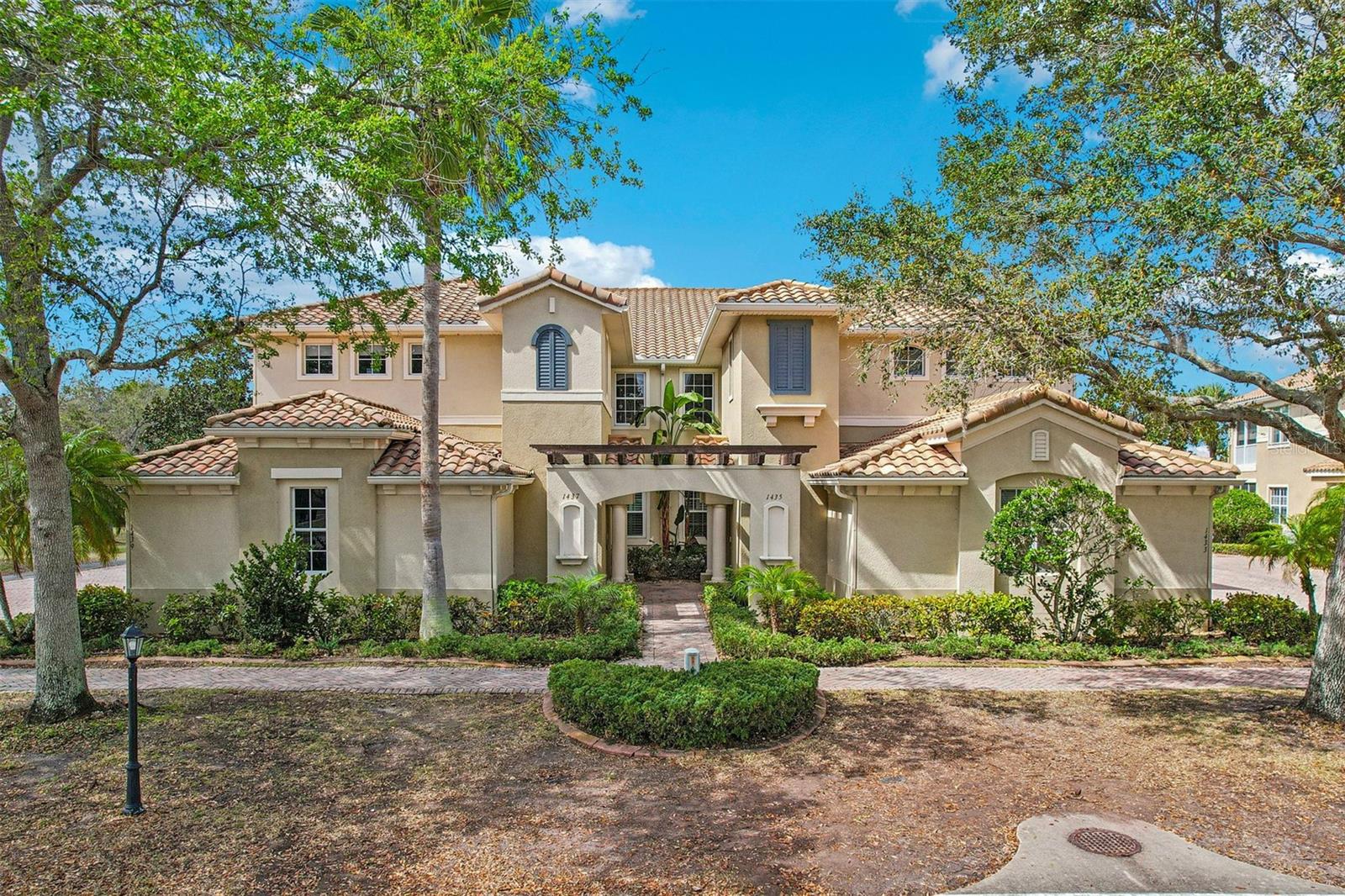 1435 Emerald Dunes Drive — photo