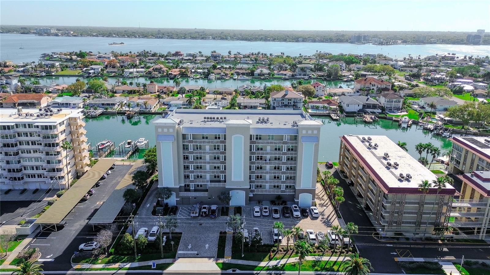125 Island Way 503 — photo