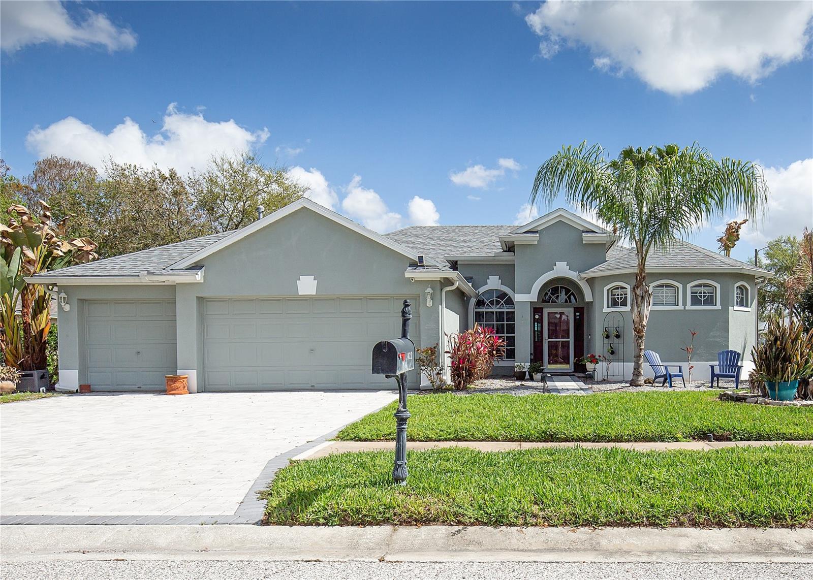 1422 Tawnyberry Court — photo