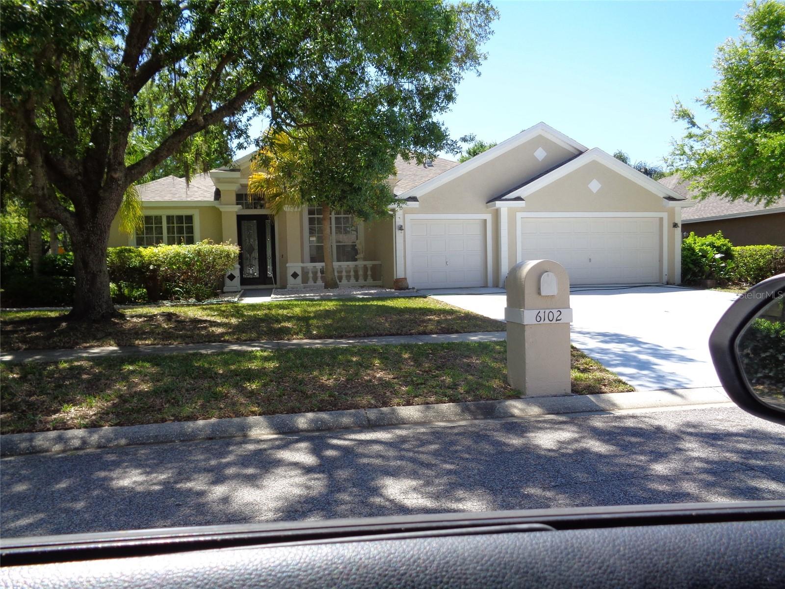 6102 Savoy Circle — photo
