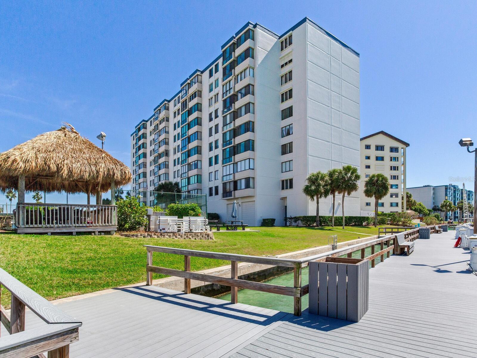 660 Island Way 202 — photo