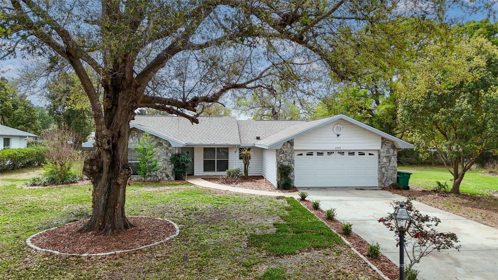 6068 W Douneray Loop — photo