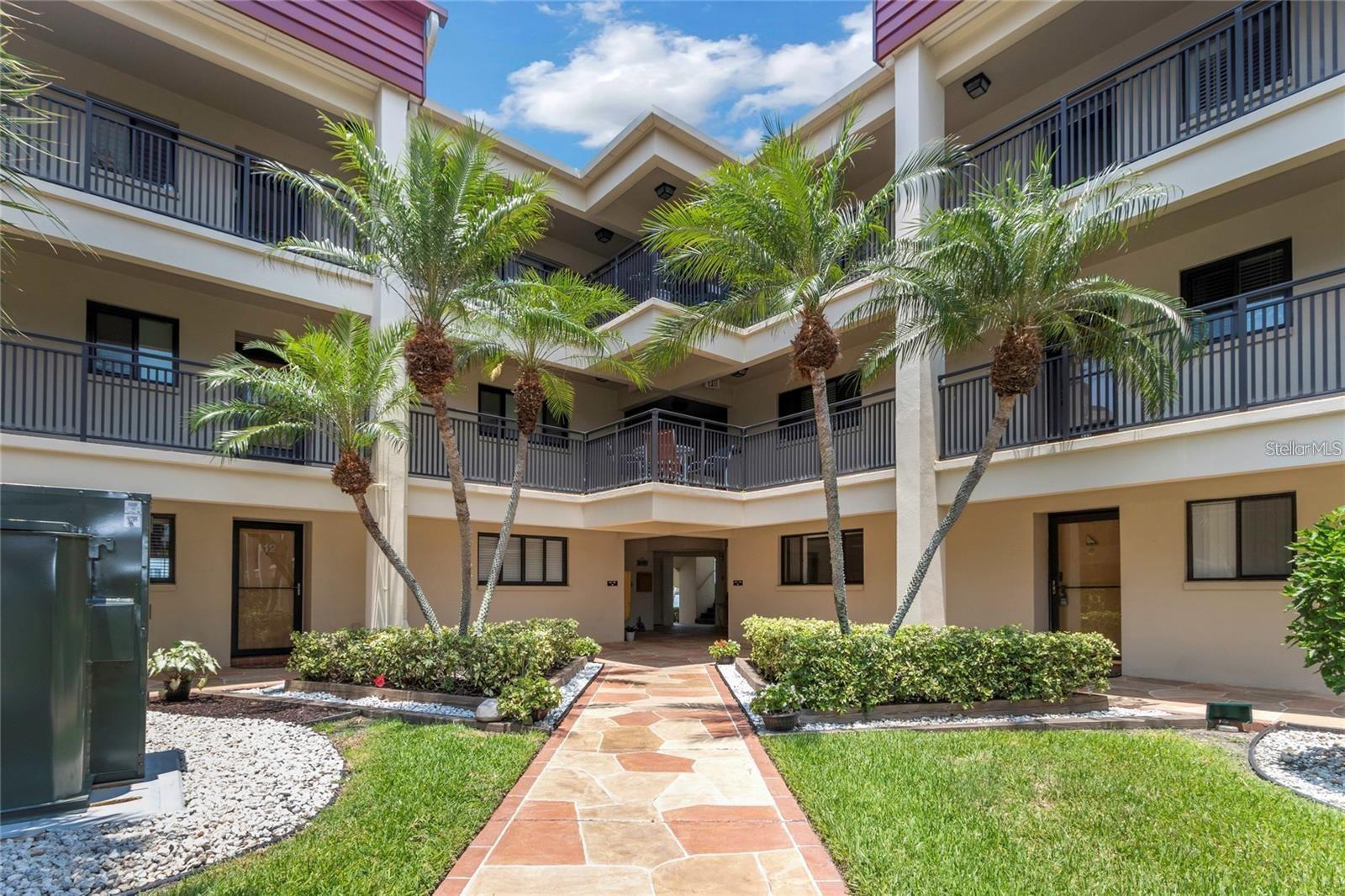 895 S Gulfview Boulevard 303 — photo