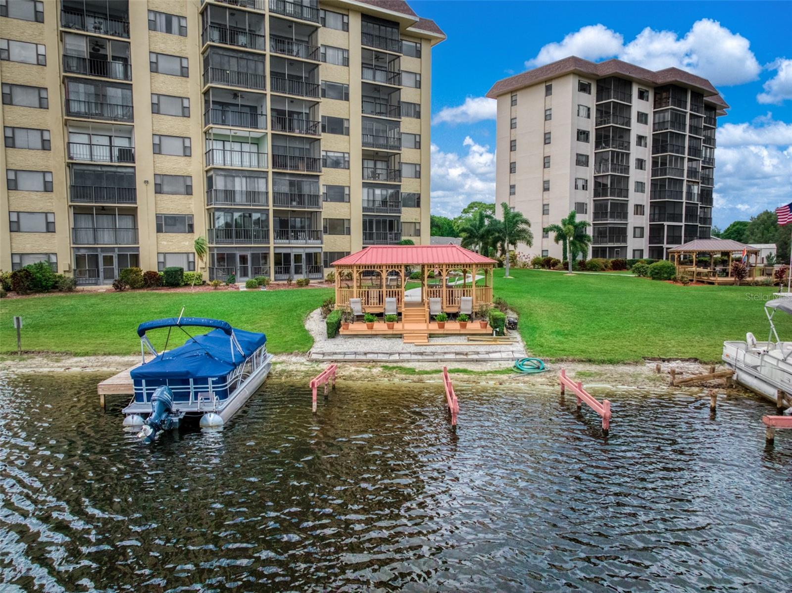 117 Country Club Drive 202 — photo