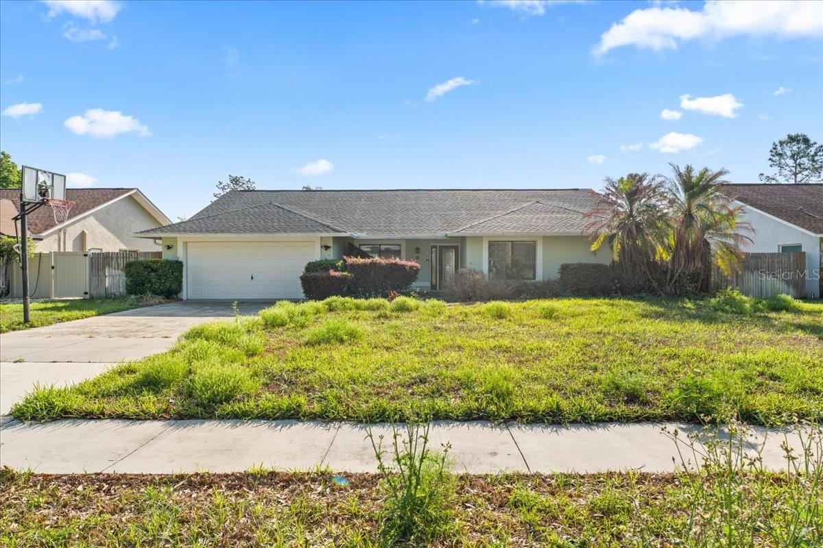 905 Stratford Manor Drive — photo