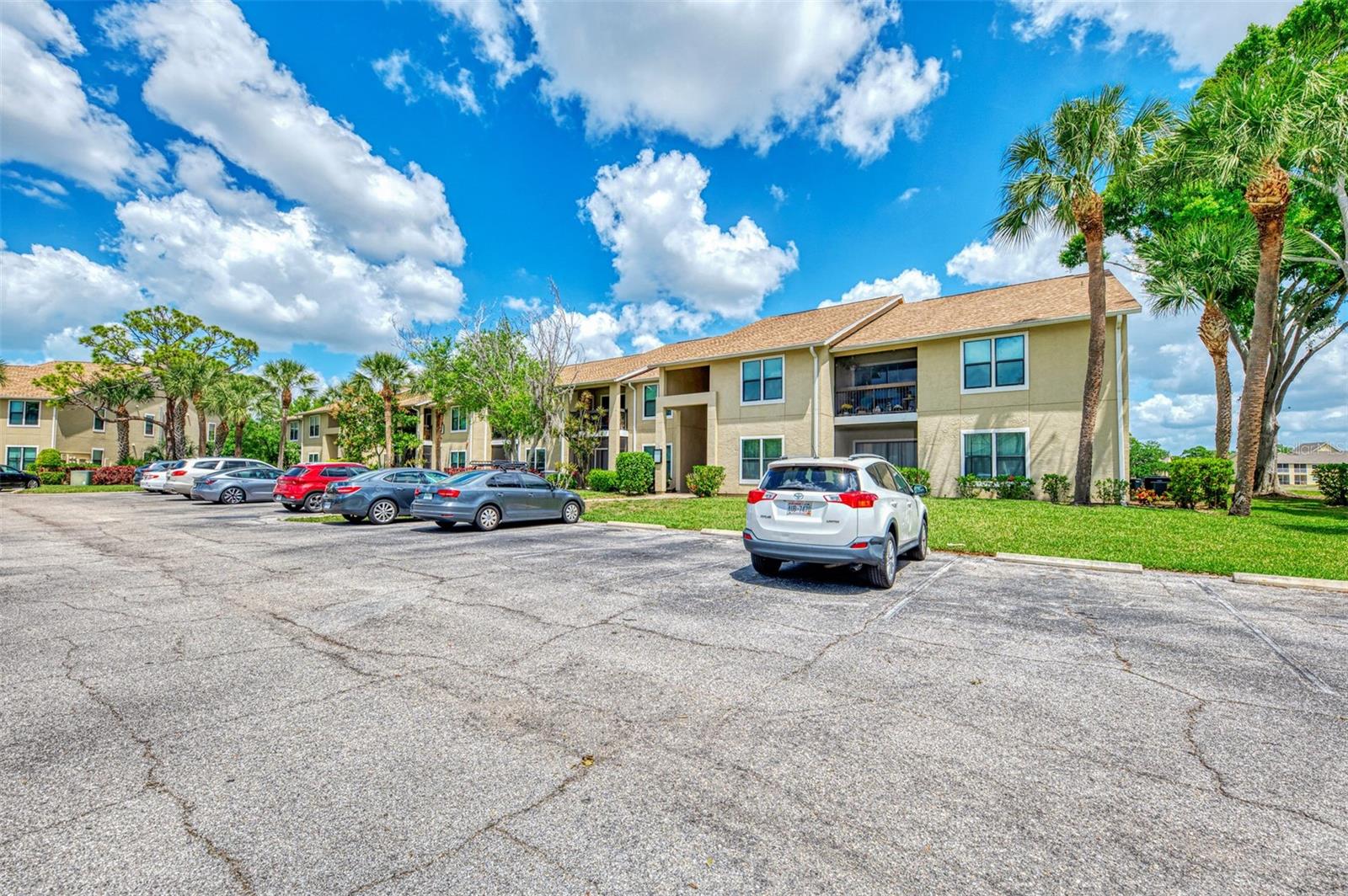 4045 Crockers Lake Boulevard 11 — photo